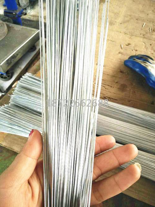 陆川县五金建材销售镀锌钢绞线镀锌钢丝铁丝_产品